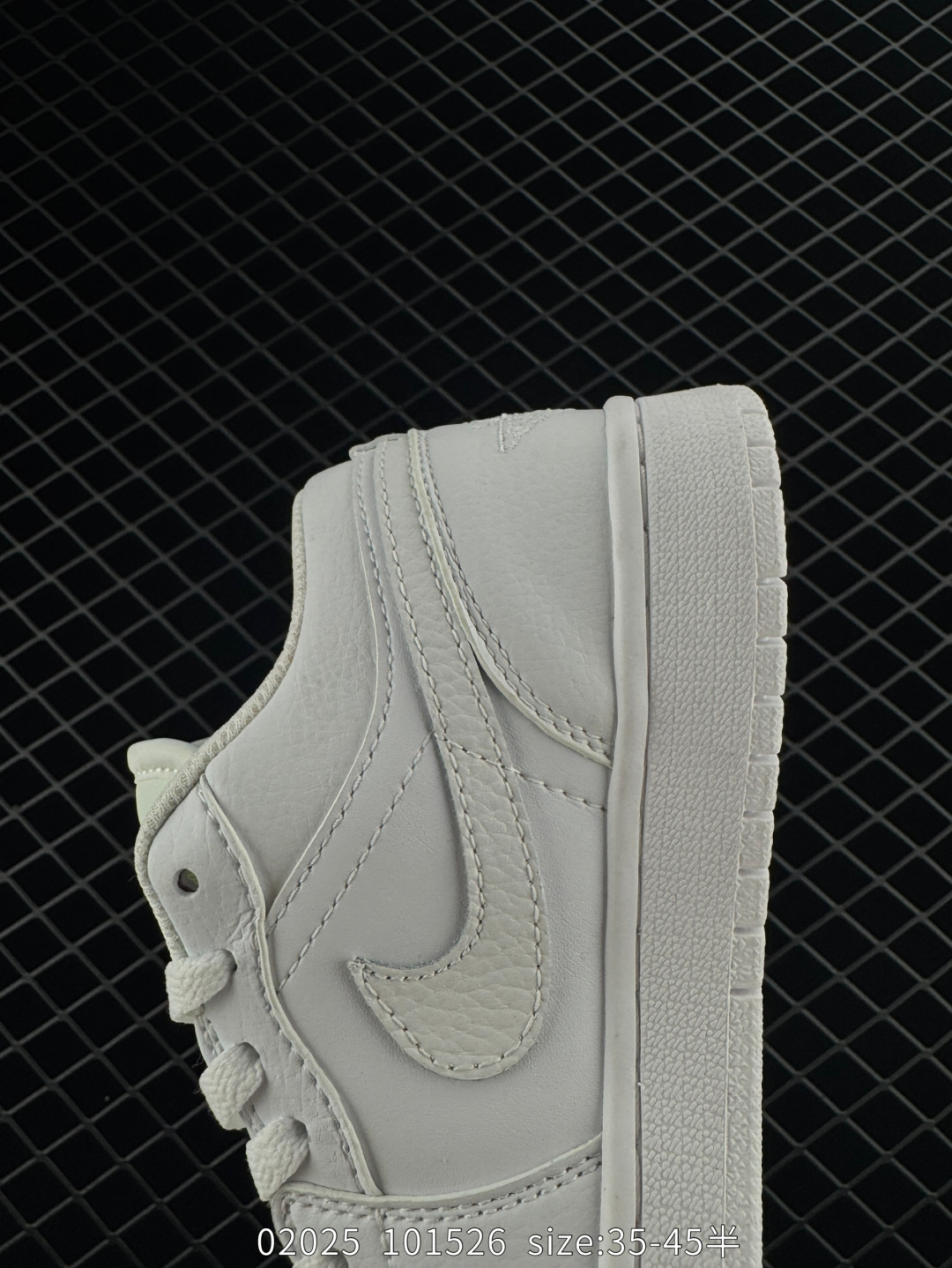 Air Jordan 1 Low “Black Toe”